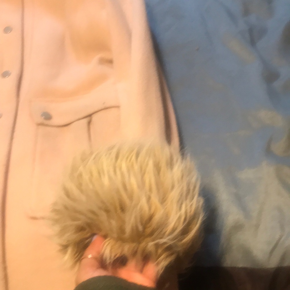 Coat - Picture 5 of 8